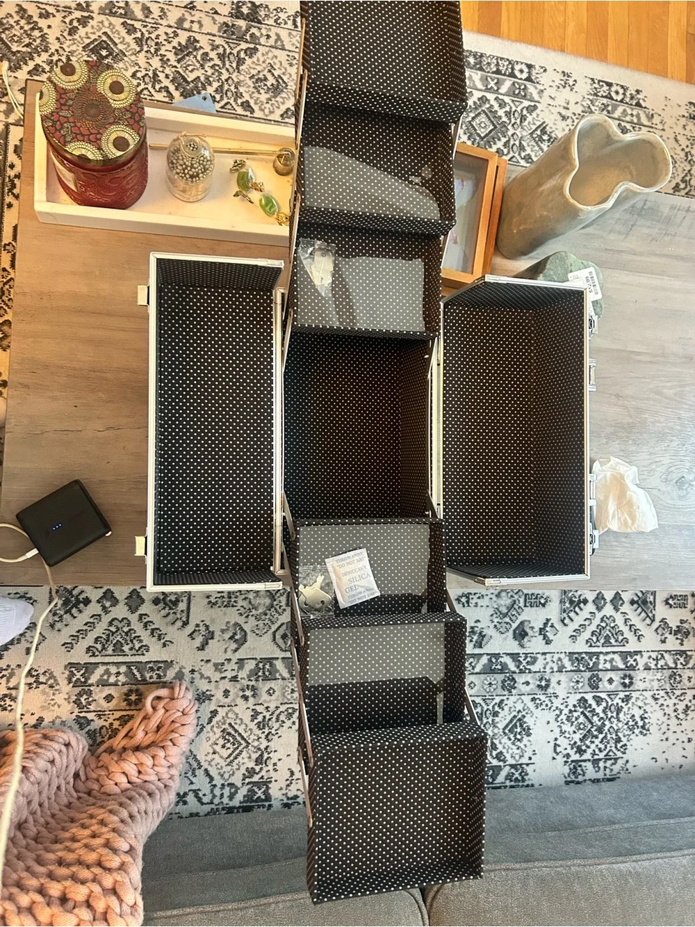 Frenessa NEW Professional Black Portable Makeup Case